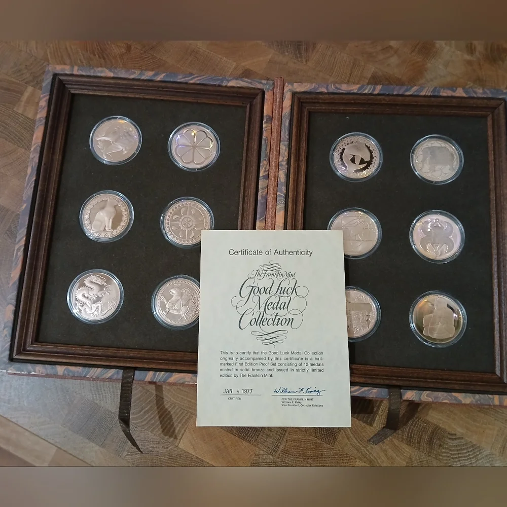 Good Luck Medal Collection - Picture 1 of 12